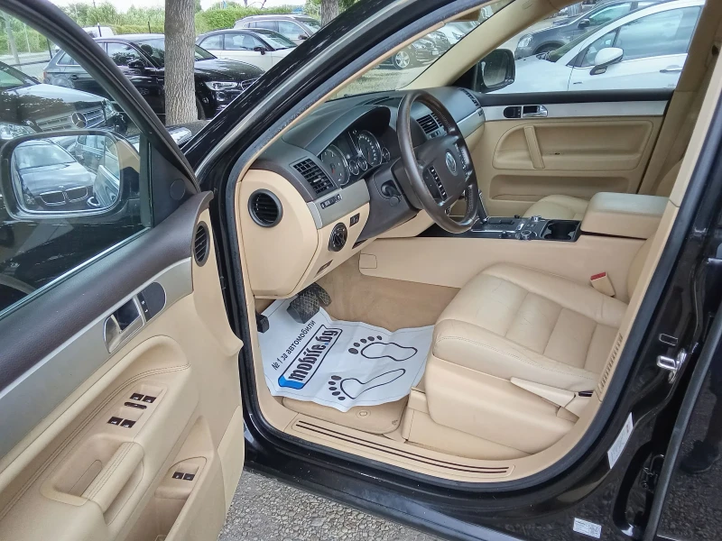 VW Touareg 3.0 TDI-224k.c.-V6, снимка 10 - Автомобили и джипове - 50978157