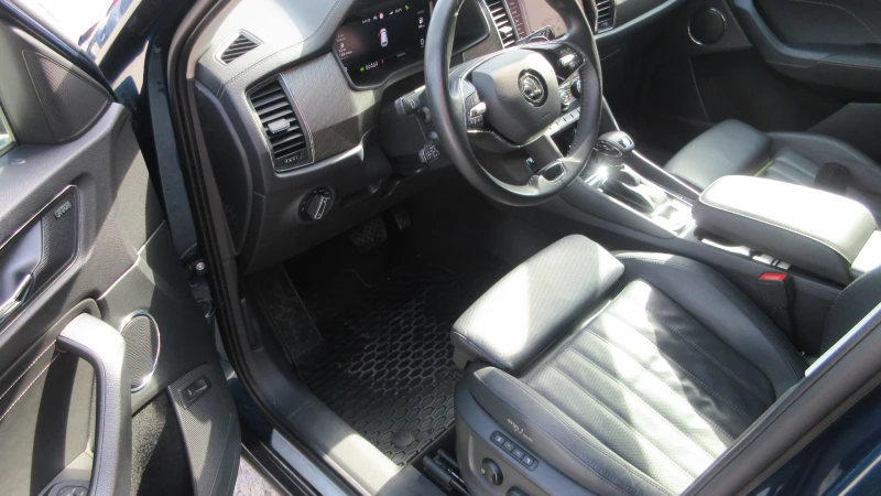 Skoda Kodiaq 2.0-TDI-150HP- 7 МЕСТА-FULL, снимка 3 - Автомобили и джипове - 51363768