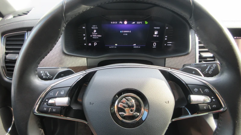 Skoda Kodiaq 2.0-TDI-150HP- 7 МЕСТА-FULL, снимка 8 - Автомобили и джипове - 51363768