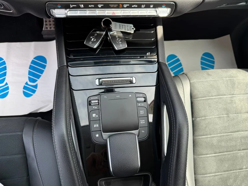 Mercedes-Benz GLE 350 COUPE/320HP/4MATIC/CAM/LED/NAVI/DIGI/AMBI/209g, снимка 14 - Автомобили и джипове - 51487882