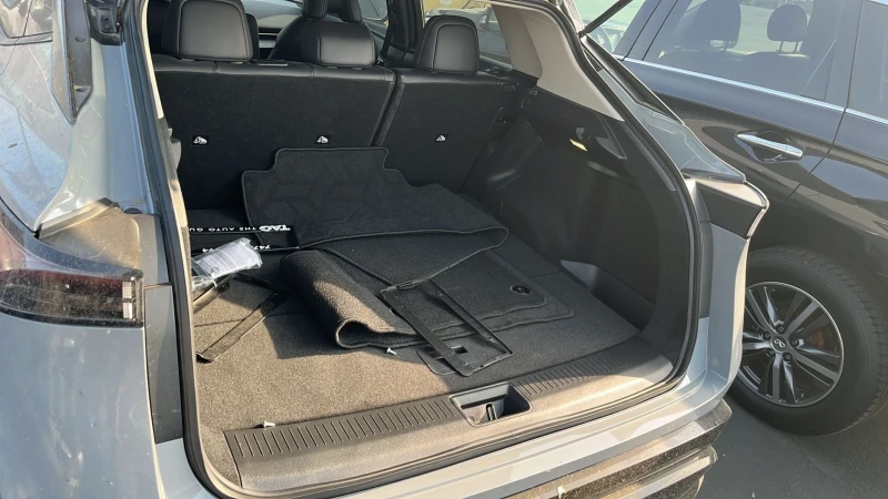 Nissan Ariya Engage+ 4 force, снимка 15 - Автомобили и джипове - 52704020