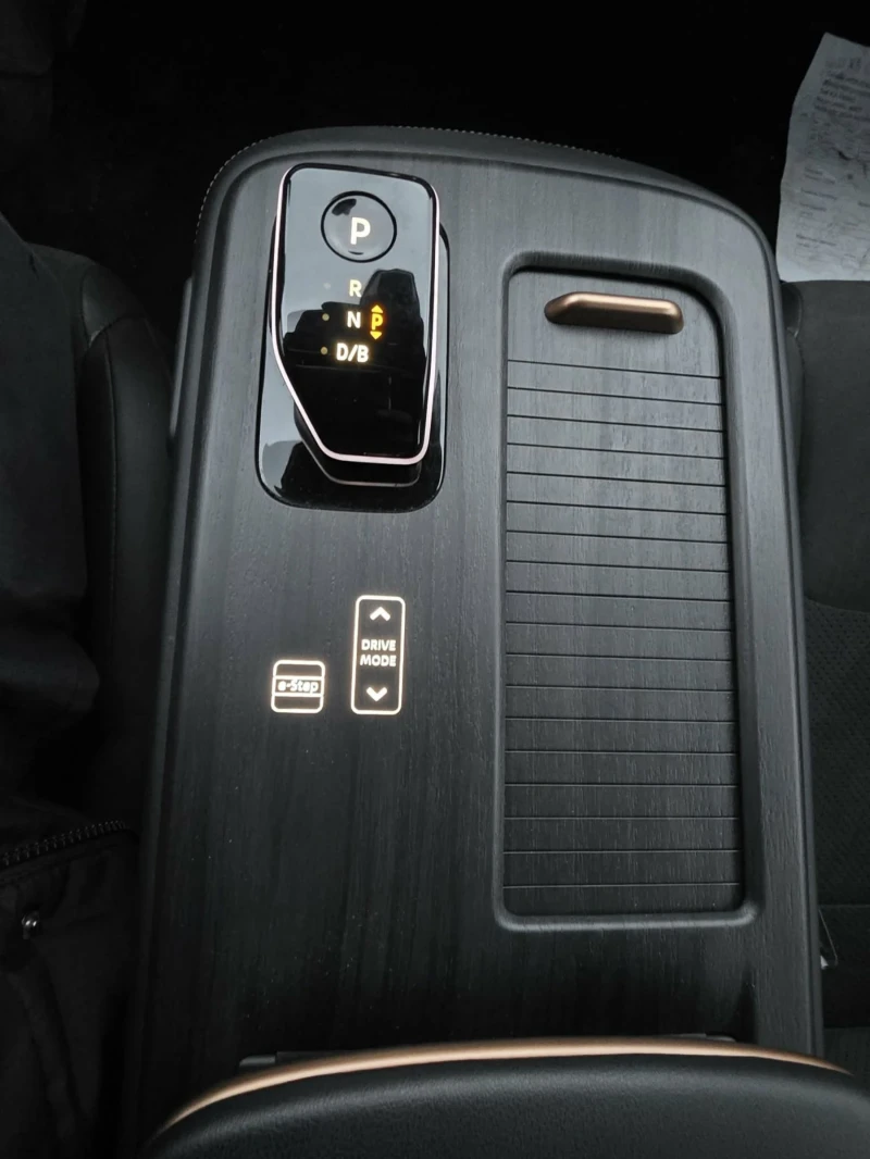 Nissan Ariya -10% до 31.12., снимка 16 - Автомобили и джипове - 52704020