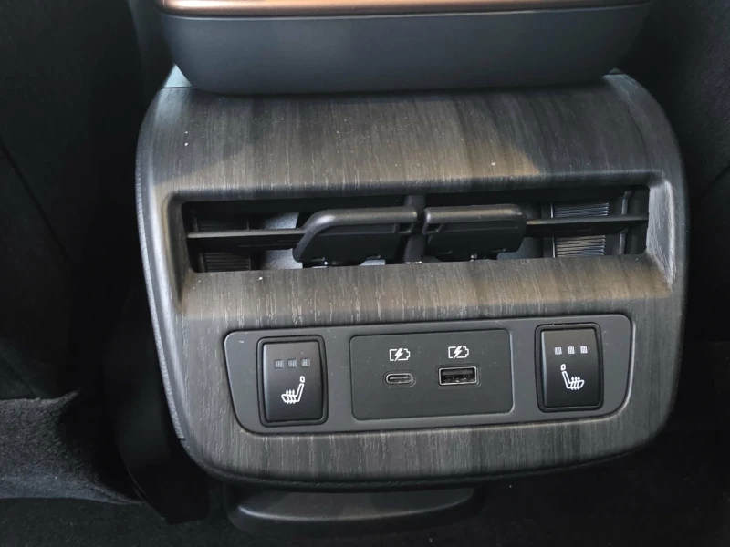 Nissan Ariya -10% до 31.12., снимка 13 - Автомобили и джипове - 52704020