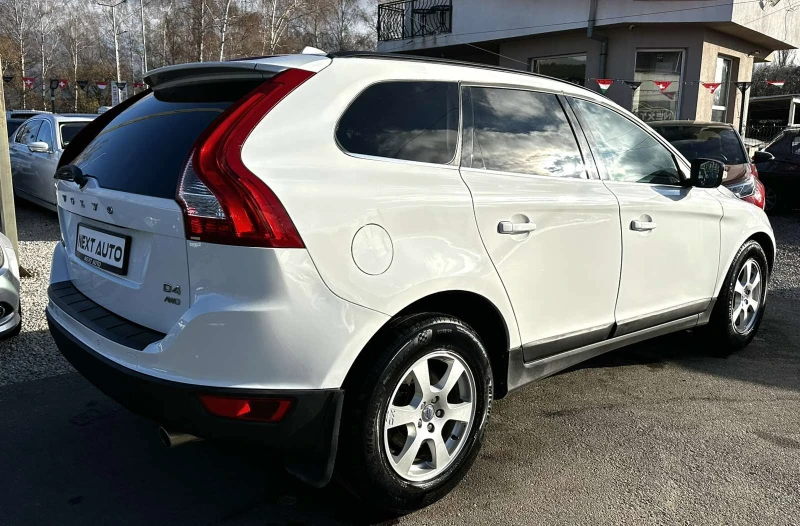 Volvo XC60 2.4D 163HP D4 AWD NAVI CAMERA EURO5B, снимка 5 - Автомобили и джипове - 52752891