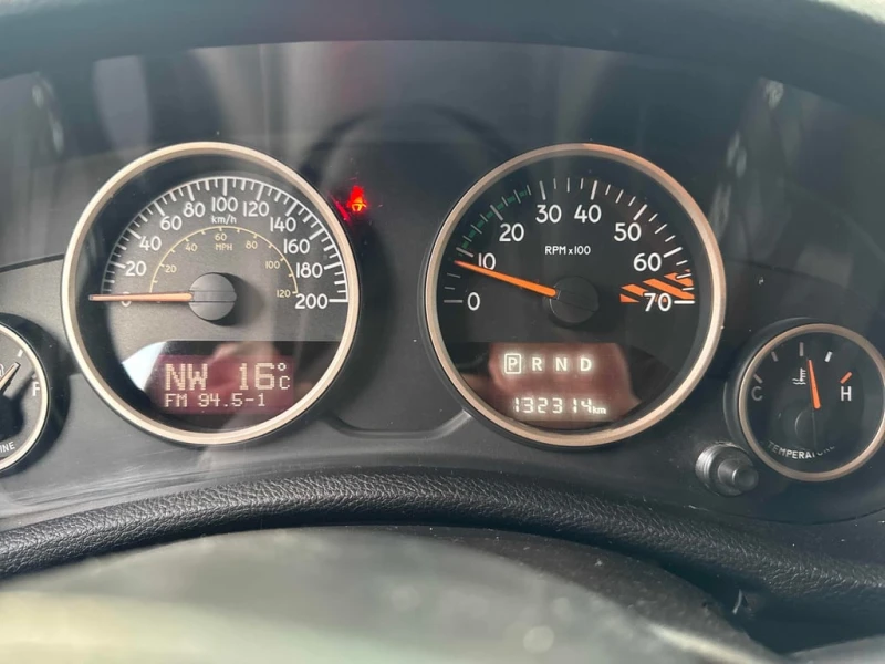 Jeep Wrangler * 75th Anniversary * ПОДГРЕВ * ОТ ПРЕДСТАВИТЕЛСТВО, снимка 8 - Автомобили и джипове - 53418479