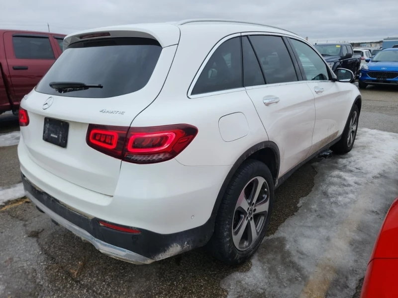 Mercedes-Benz GLC * 300 * CARFAX * БЕЗ ПЪРВОНАЧАЛНА ВНОСКА, снимка 3 - Автомобили и джипове - 53445711