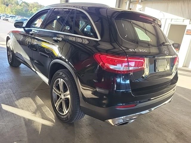 Mercedes-Benz GLC 300 4MATIC, снимка 2 - Автомобили и джипове - 47979621