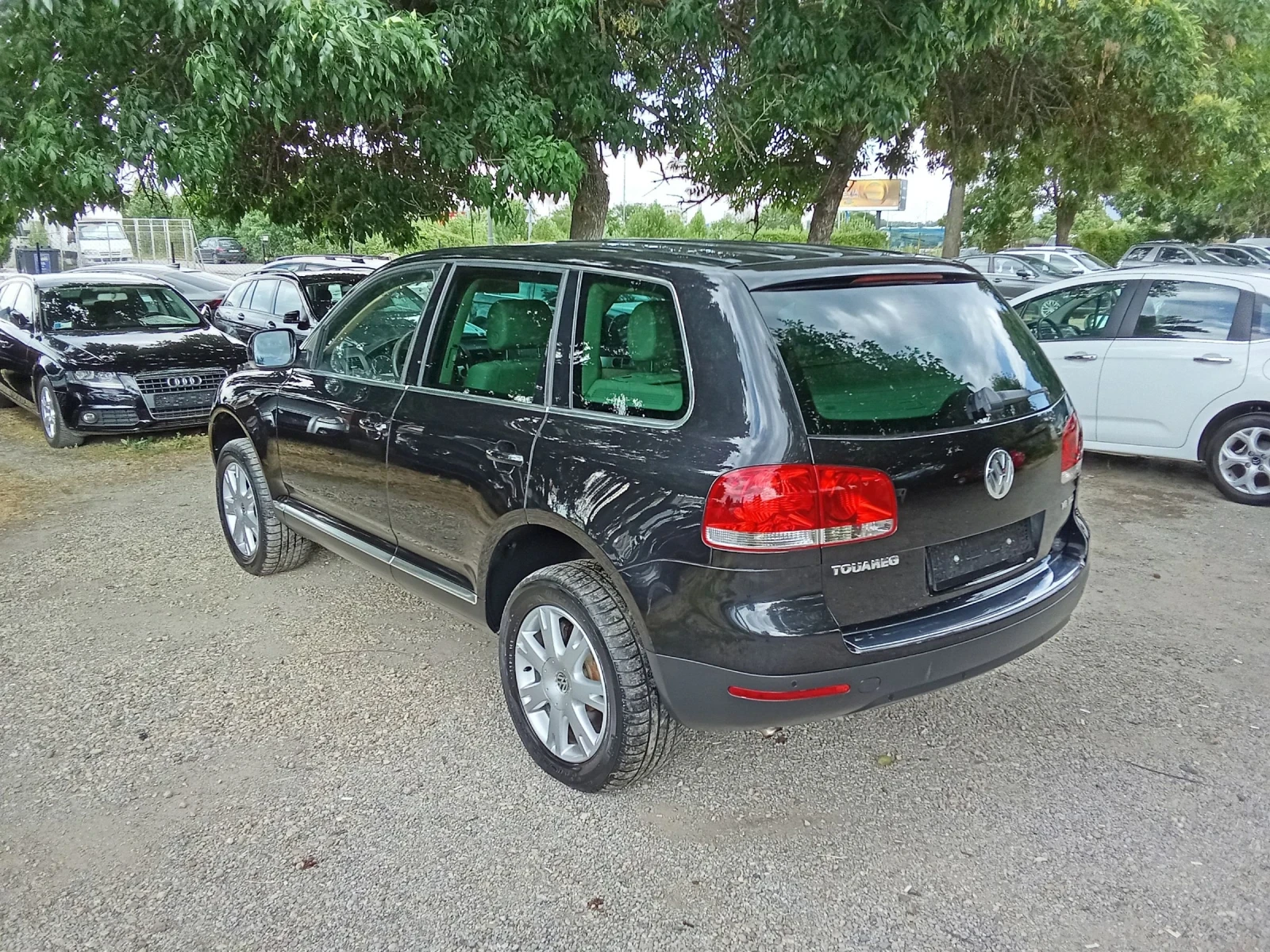 VW Touareg 3.0 TDI-224k.c.-V6 - изображение 3