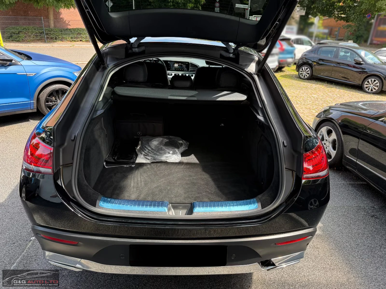 Mercedes-Benz GLC 350 COUPE/320HP/4MATIC/CAM/LED/NAVI/DIGI/AMBI/209g - изображение 9