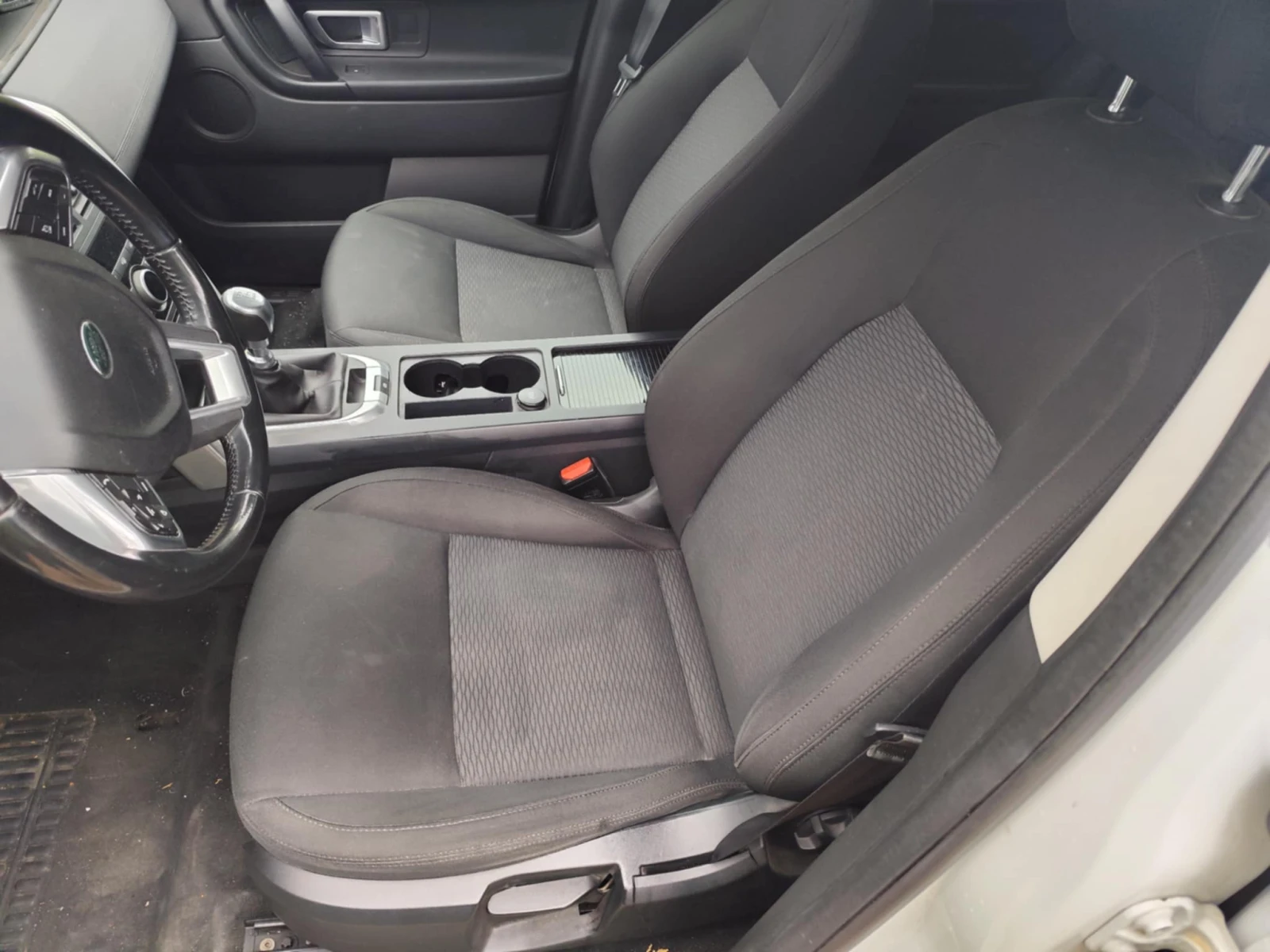 Land Rover Discovery 2.0 - изображение 7