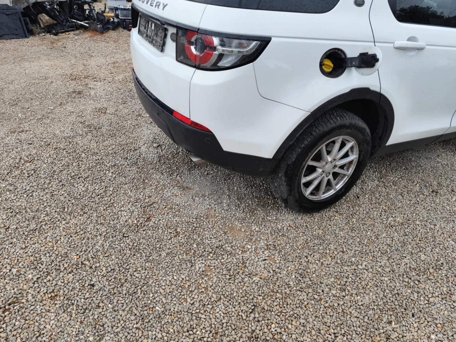 Land Rover Discovery 2.0 - изображение 4