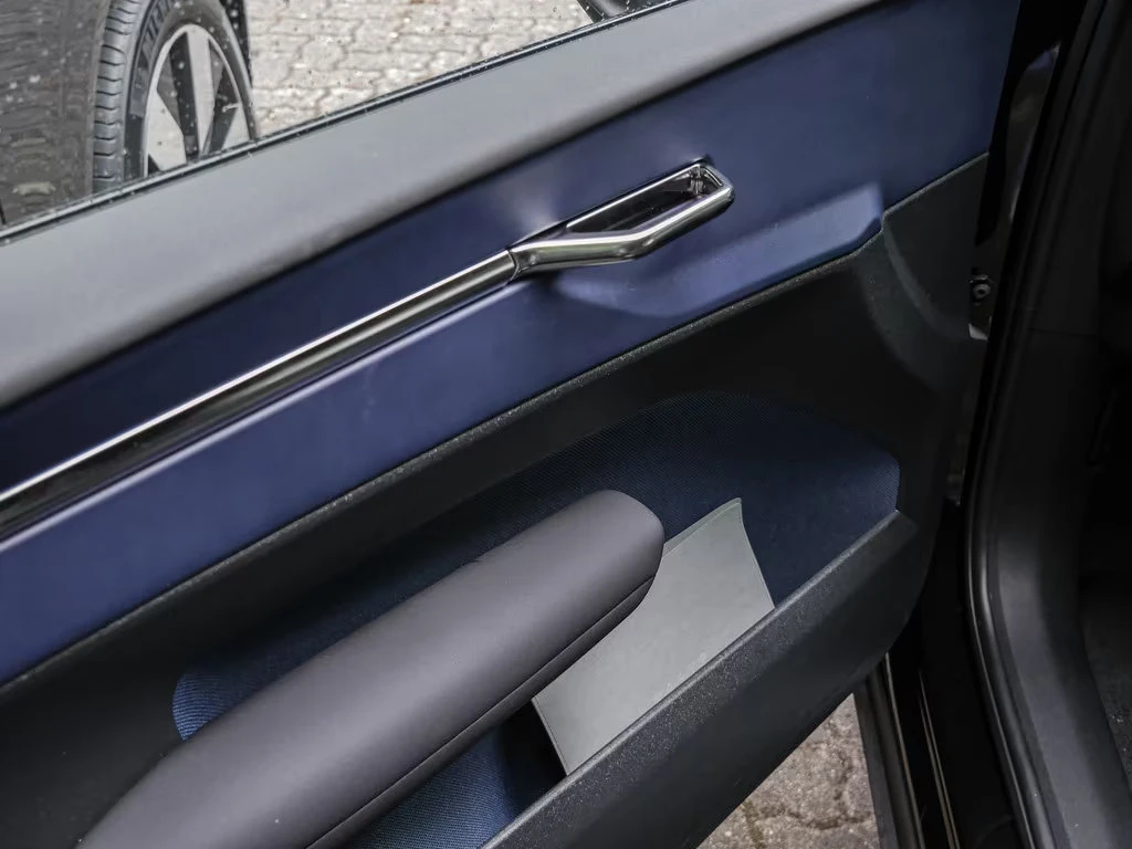 Volvo EX30 PURE-PLUS/PERF./428HP/ACC/CPLAY/AMBI/BSA/973f | Mobile.bg � ����������� 15