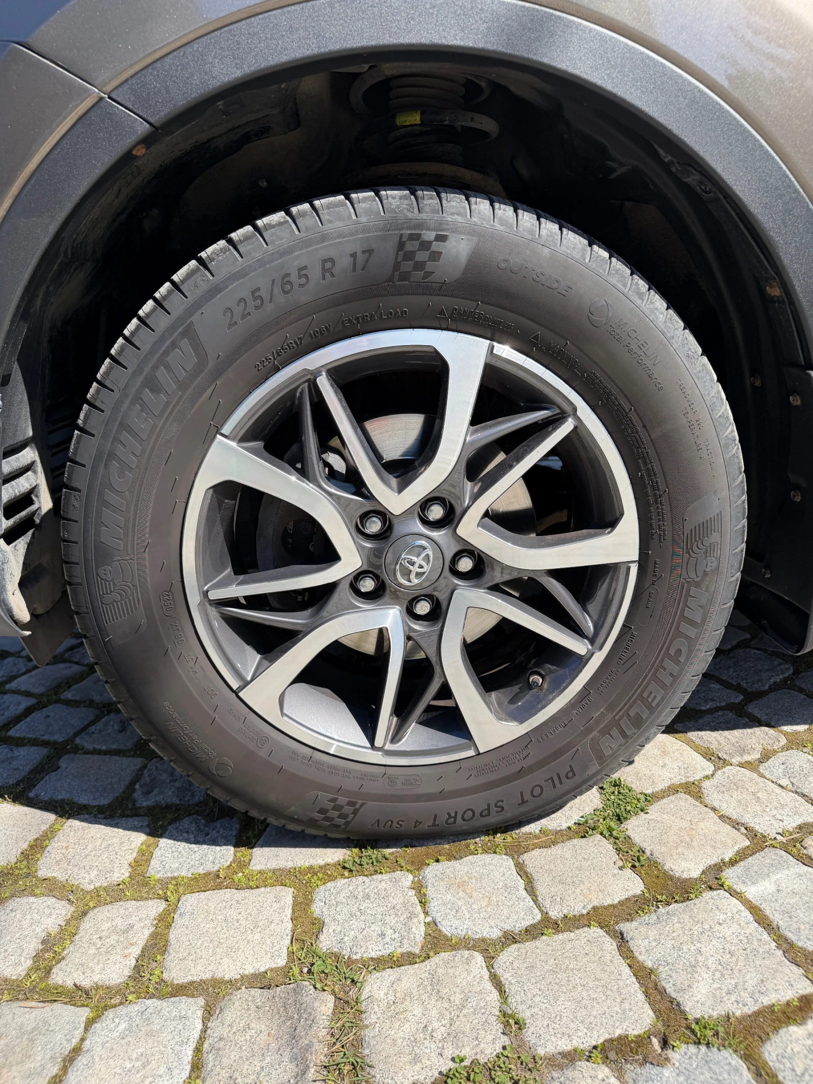 Toyota Rav4 Automatic 2014   Първи собственик | Реални км | , снимка 8 - Автомобили и джипове - 54312069