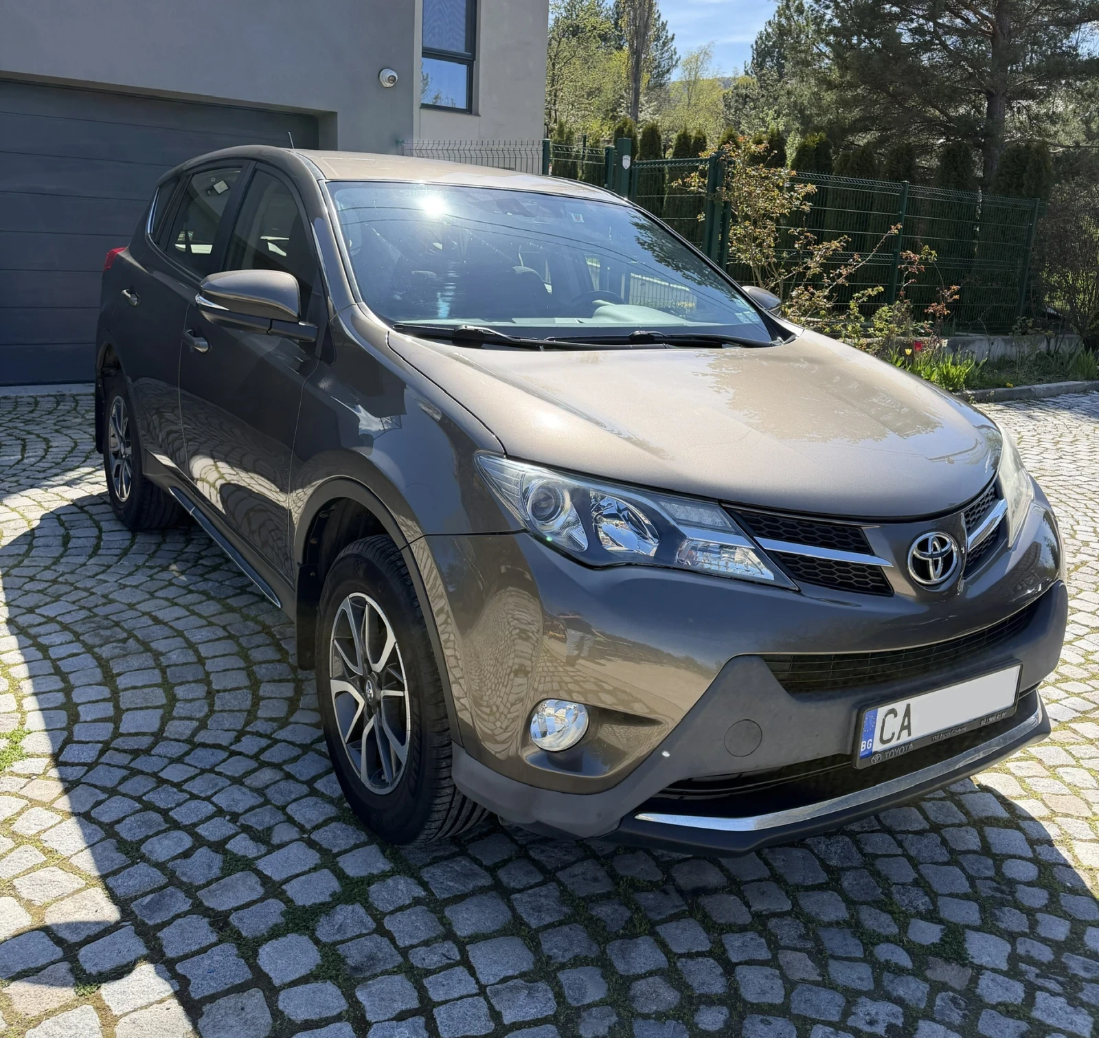 Toyota Rav4 Automatic 2014   Първи собственик | Реални км | , снимка 7 - Автомобили и джипове - 54312069