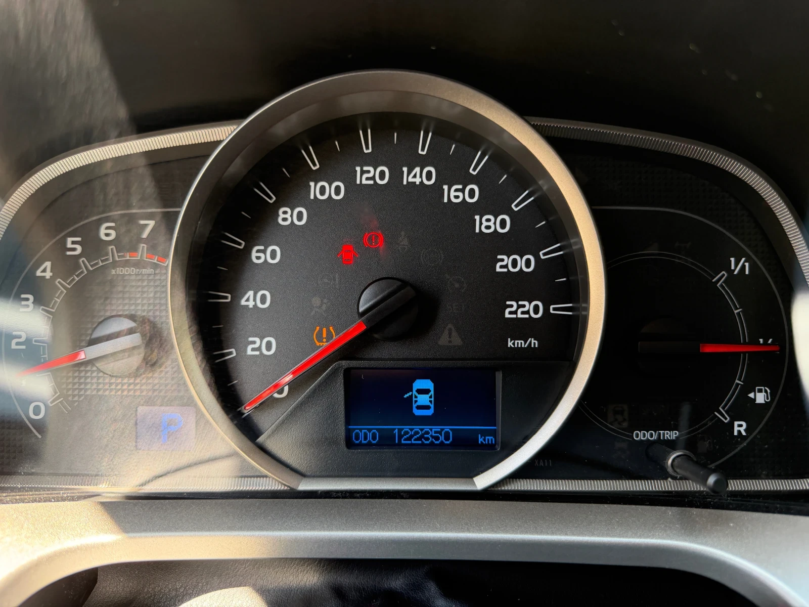 Toyota Rav4 Automatic 2014   Първи собственик | Реални км | , снимка 15 - Автомобили и джипове - 54312069