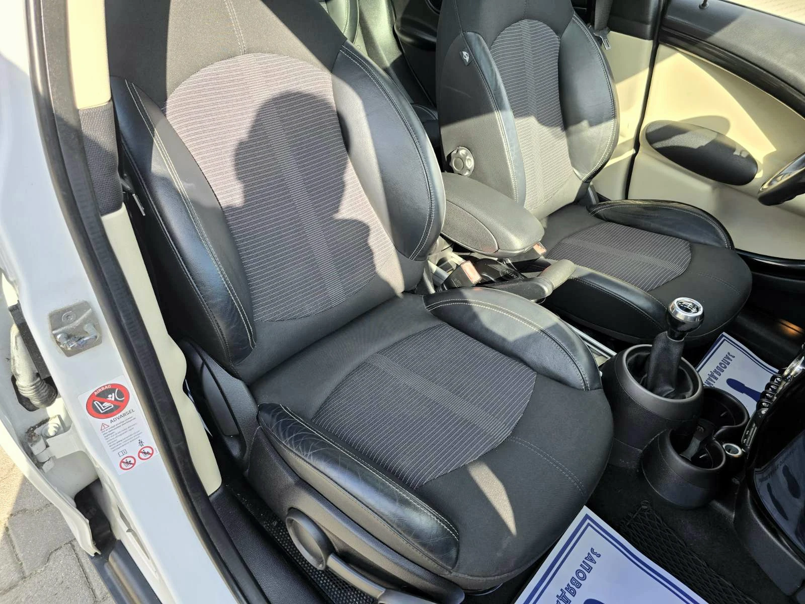 Mini Countryman 1.6D/КОЖА/ПАНОРАМА, снимка 12 - Автомобили и джипове - 54605040