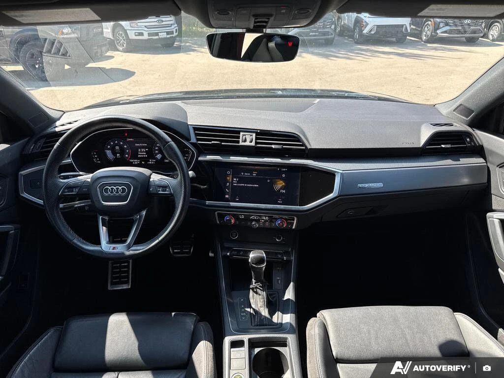 Audi Q3 2.0 45TFSI Quattro, снимка 15 - Автомобили и джипове - 55056572