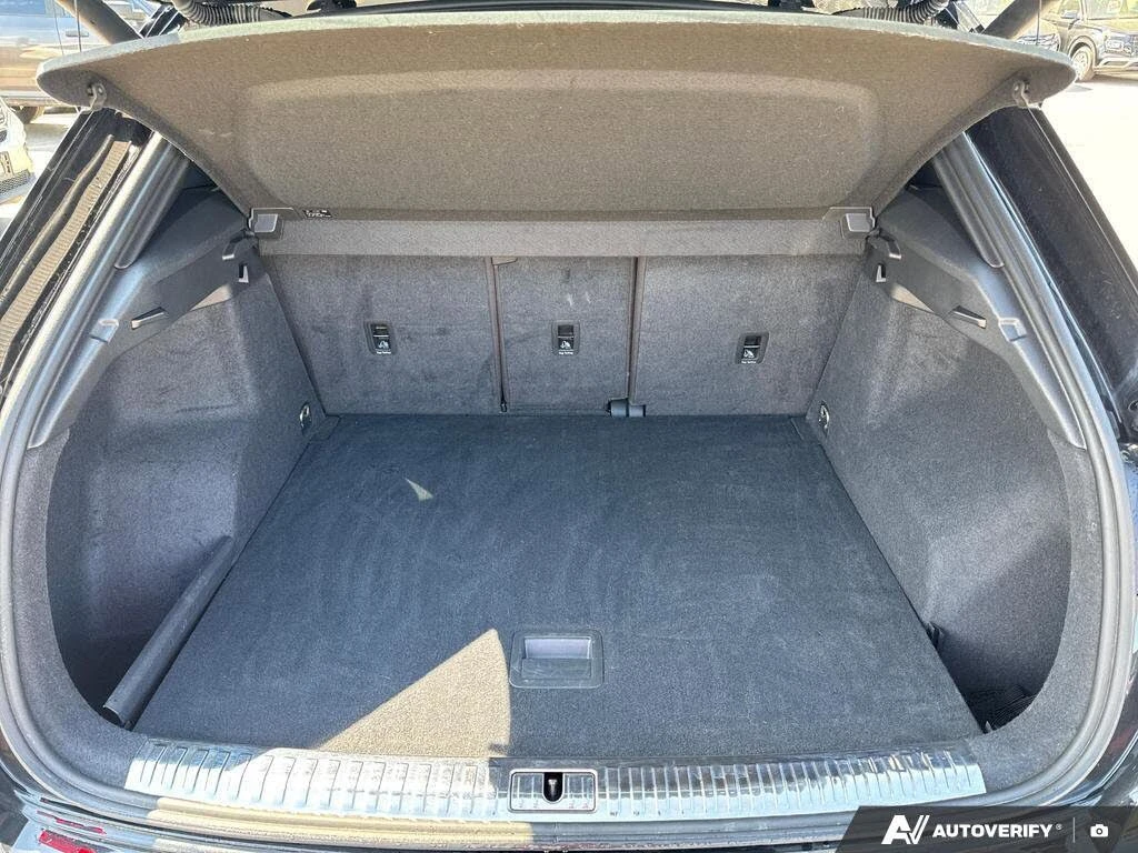 Audi Q3 2.0 45TFSI Quattro, снимка 6 - Автомобили и джипове - 55056572
