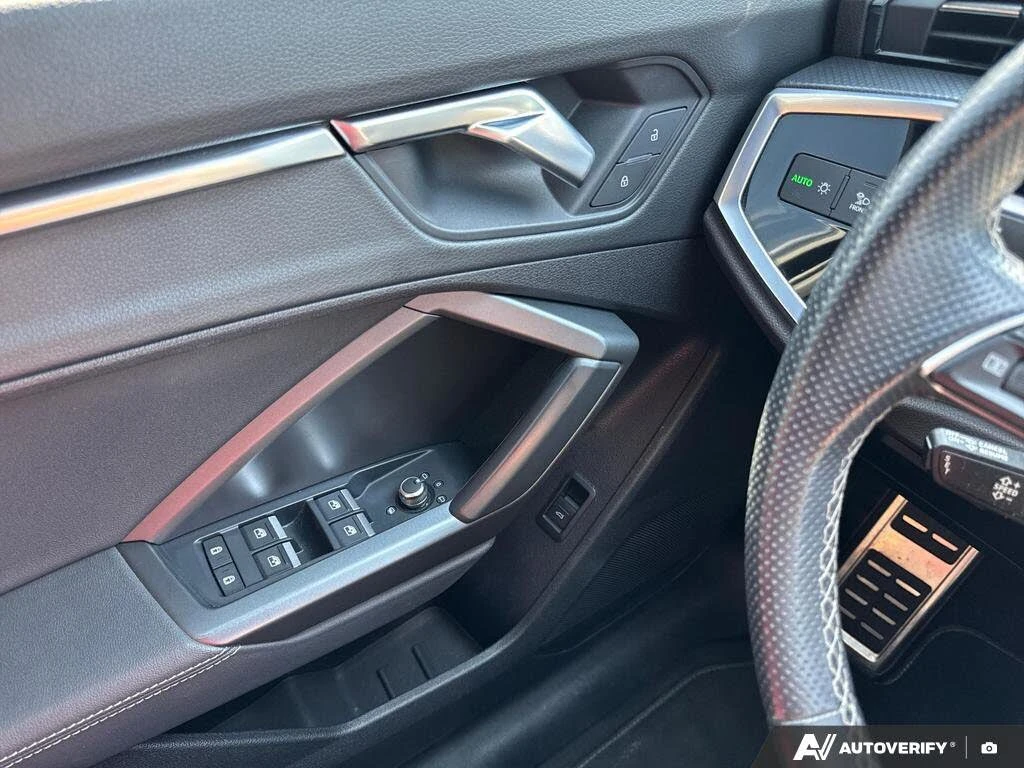 Audi Q3 2.0 45TFSI Quattro, снимка 10 - Автомобили и джипове - 55056572