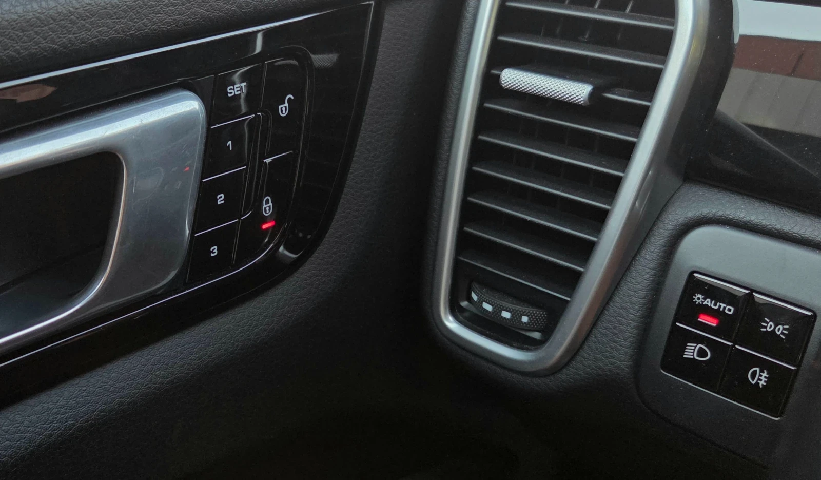 Porsche Cayenne, снимка 16 - Автомобили и джипове - 55695292
