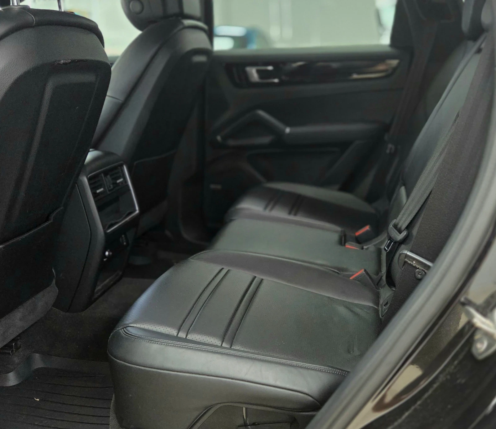 Porsche Cayenne, снимка 10 - Автомобили и джипове - 55695292