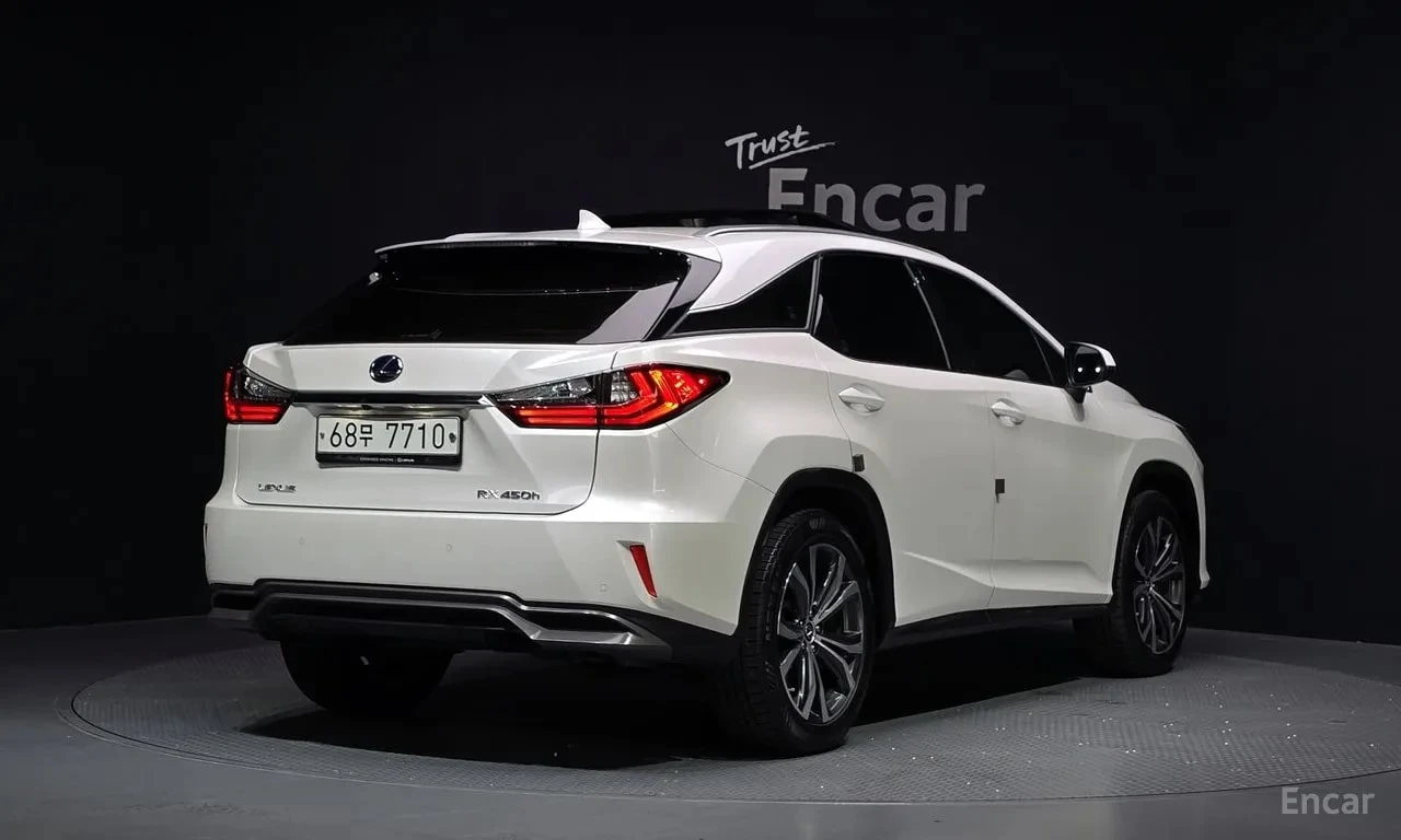 Lexus RX 450h * Executive * КРАЙНА ЦЕНА ДО БЪЛГАРИЯ, снимка 2 - Автомобили и джипове - 55886391