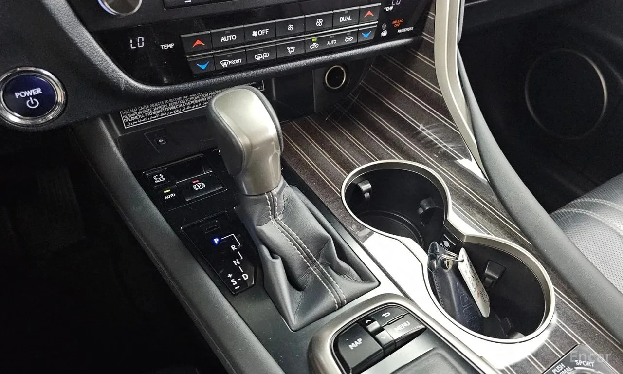 Lexus RX 450h * Executive * КРАЙНА ЦЕНА ДО БЪЛГАРИЯ, снимка 9 - Автомобили и джипове - 55886391