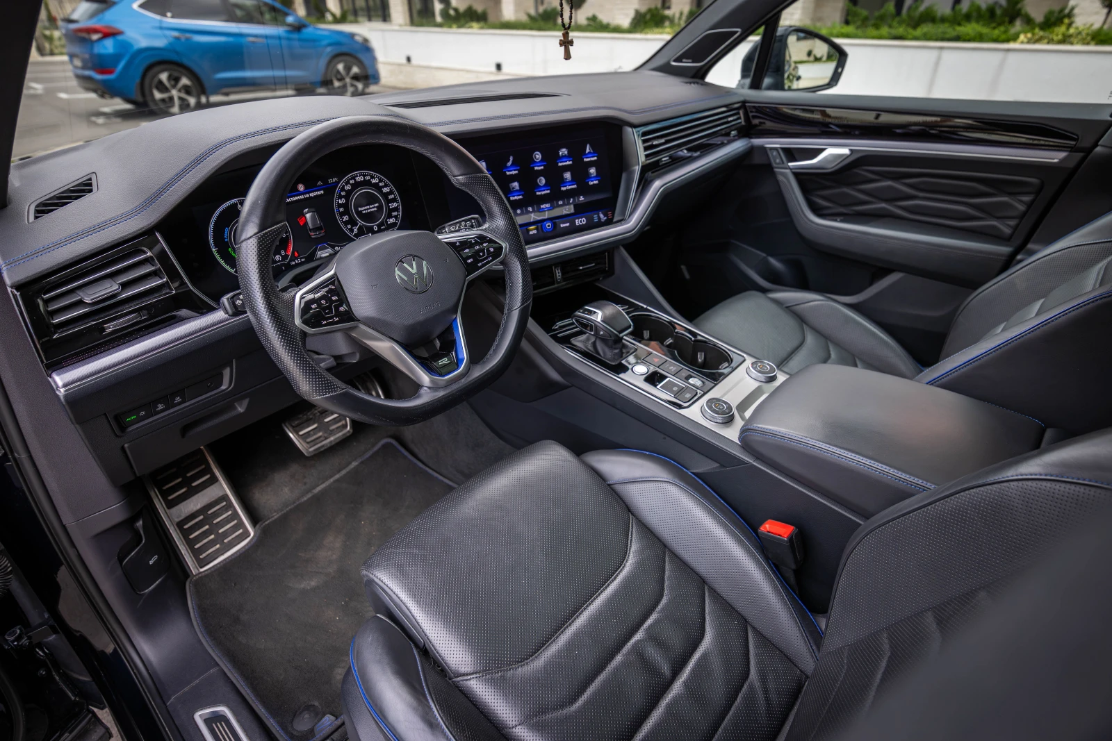 VW Touareg ВИДЕО/1 собственик!, снимка 11 - Автомобили и джипове - 56250922