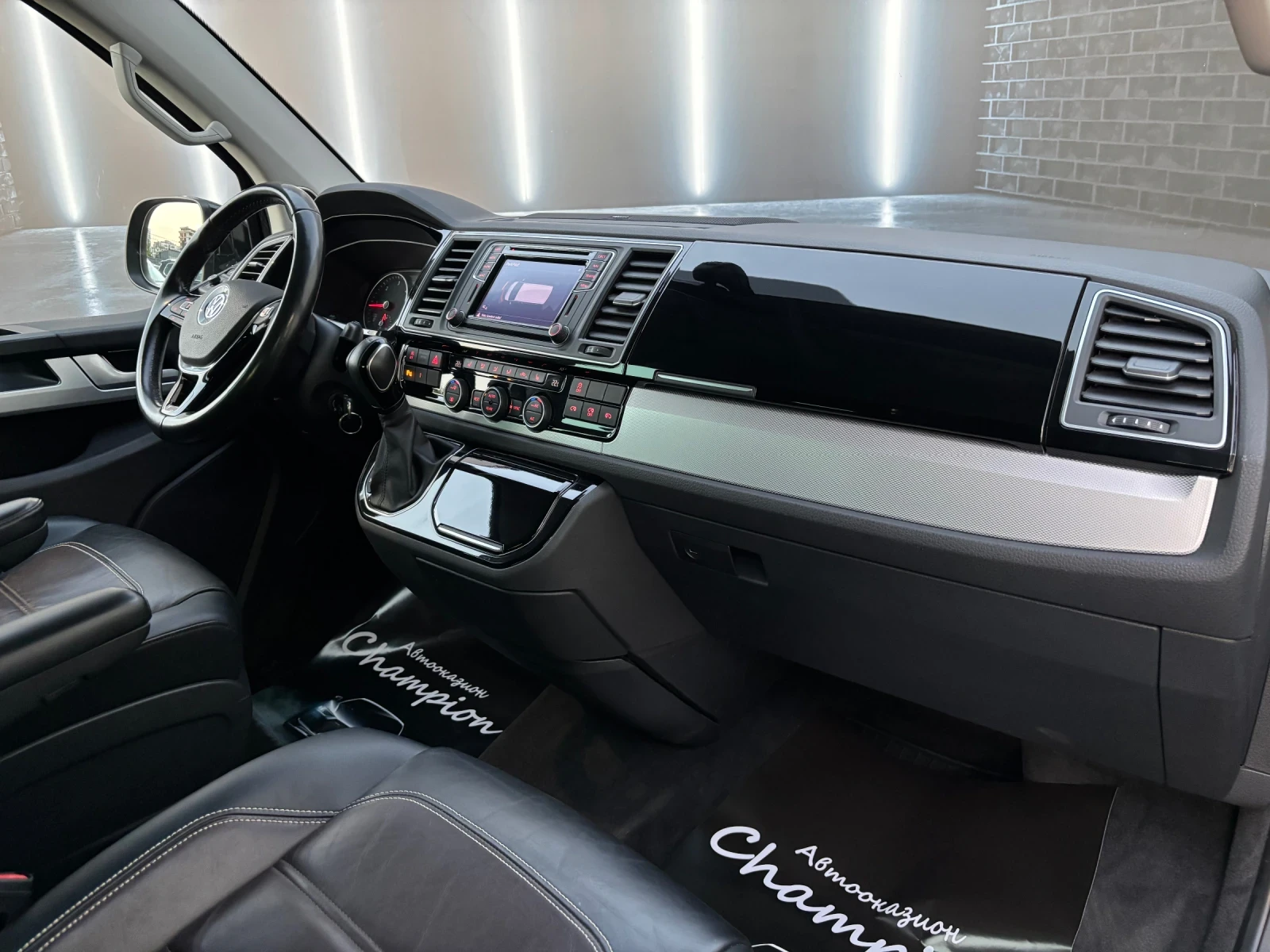 VW Multivan HIGHLINE-4Matic - изображение 8
