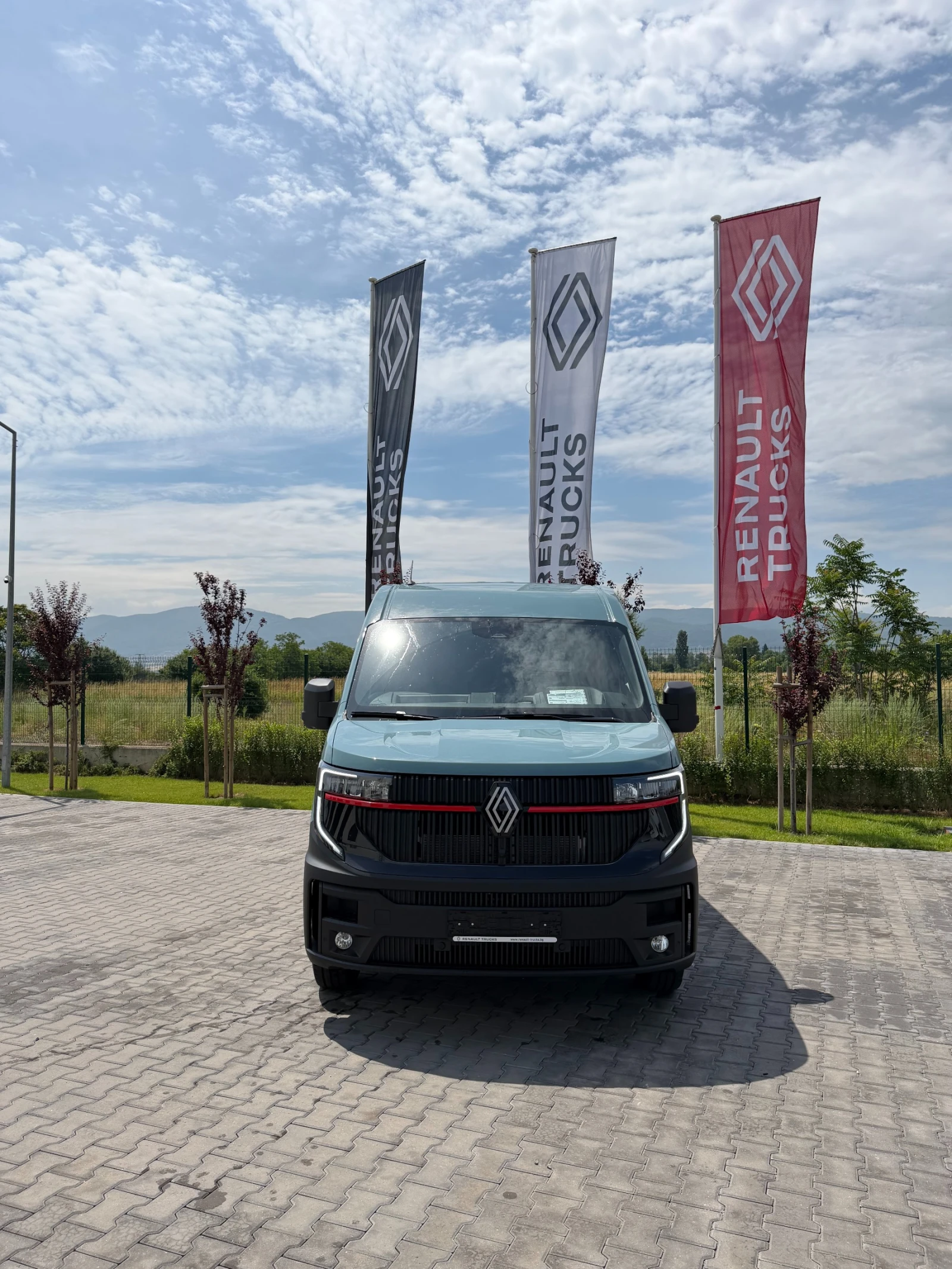Renault Master RED EDITION* L3H2* ЧИСТО НОВ* НАЛИЧЕН* ЛИЗИНГ* , снимка 2 - Бусове и автобуси - 55134154