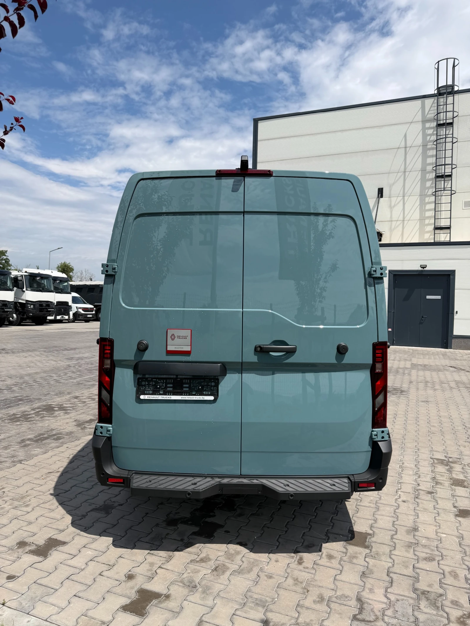 Renault Master RED EDITION* L3H2* ЧИСТО НОВ* НАЛИЧЕН* ЛИЗИНГ* , снимка 5 - Бусове и автобуси - 55134154