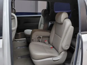 Kia Carnival 11-Seater Deluxe, снимка 12