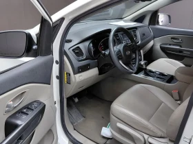 Kia Carnival 11-Seater Deluxe, снимка 10