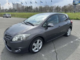 Toyota Auris, снимка 9