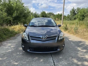 Toyota Auris, снимка 8
