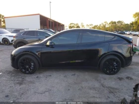 Tesla Model Y LONG RANGE DUAL MOTOR - 22200 € / 43419.43 лв. - 23478696 15