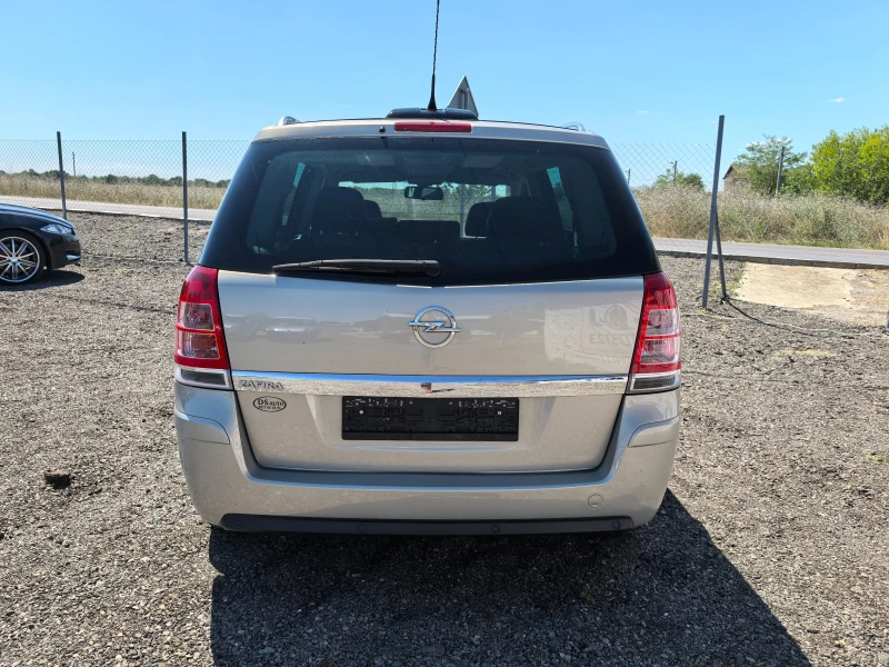 Opel Zafira 1.8i Cosmo, снимка 4 - Автомобили и джипове - 46847168