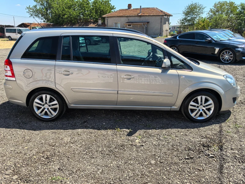 Opel Zafira 1.8i Cosmo, снимка 6 - Автомобили и джипове - 46847168