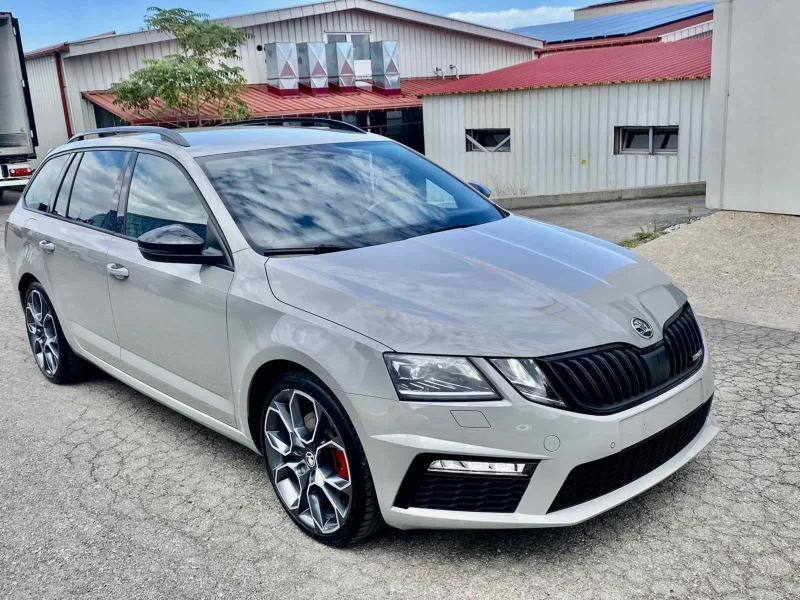 Skoda Octavia 2.0 TDI..VRS..Швейцария 4x4, снимка 1 - Автомобили и джипове - 47264524