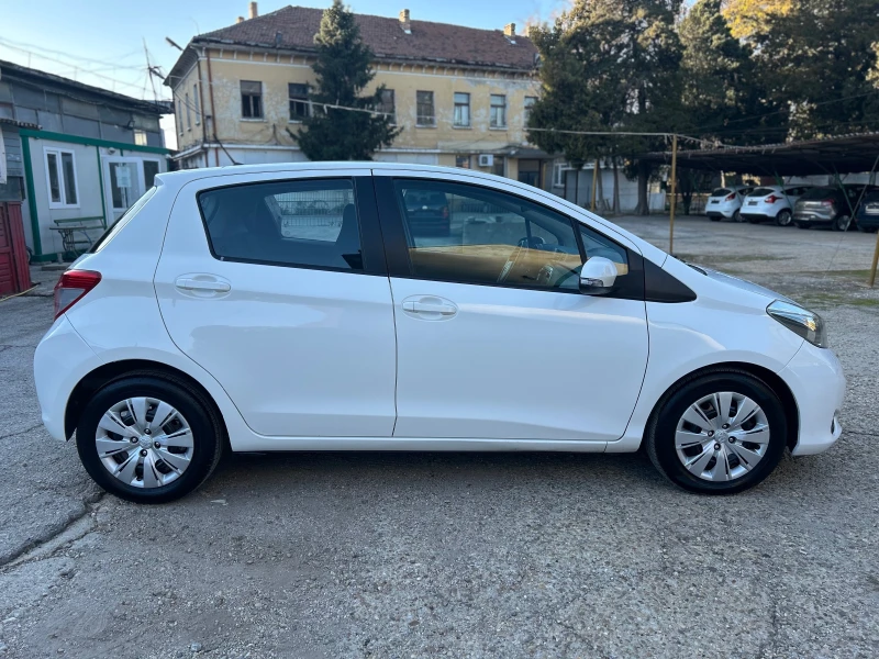 Toyota Yaris 1.4-d-4d-90k.с-НАВИ-КАМЕРА-ИТАЛИЯ!, снимка 15 - Автомобили и джипове - 47908929