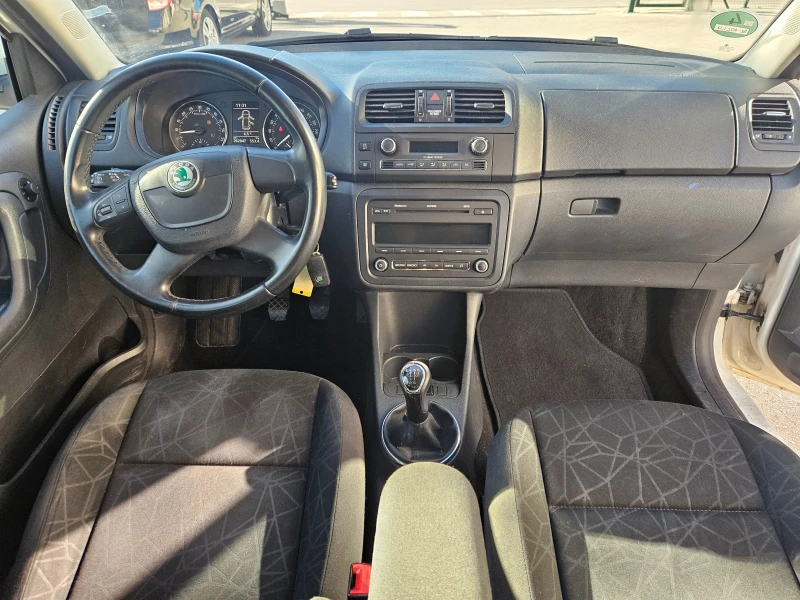 Skoda Fabia 1.6TDI 90кс., снимка 16 - Автомобили и джипове - 48354228