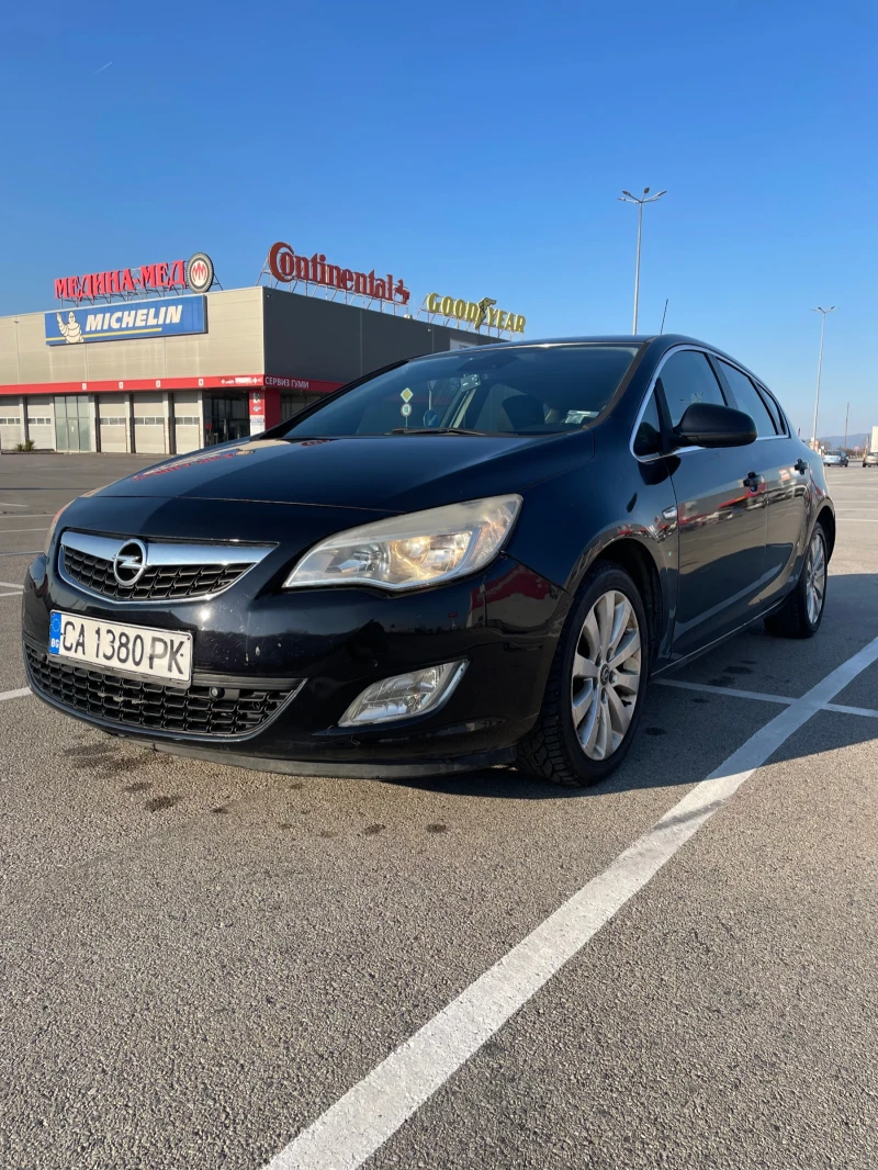 Opel Astra J 1.6T LPG, снимка 1 - Автомобили и джипове - 48479911