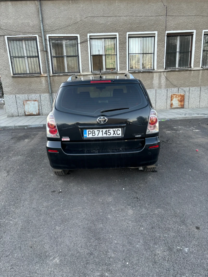 Toyota Corolla verso 2.0 116кс, снимка 4 - Автомобили и джипове - 48742459