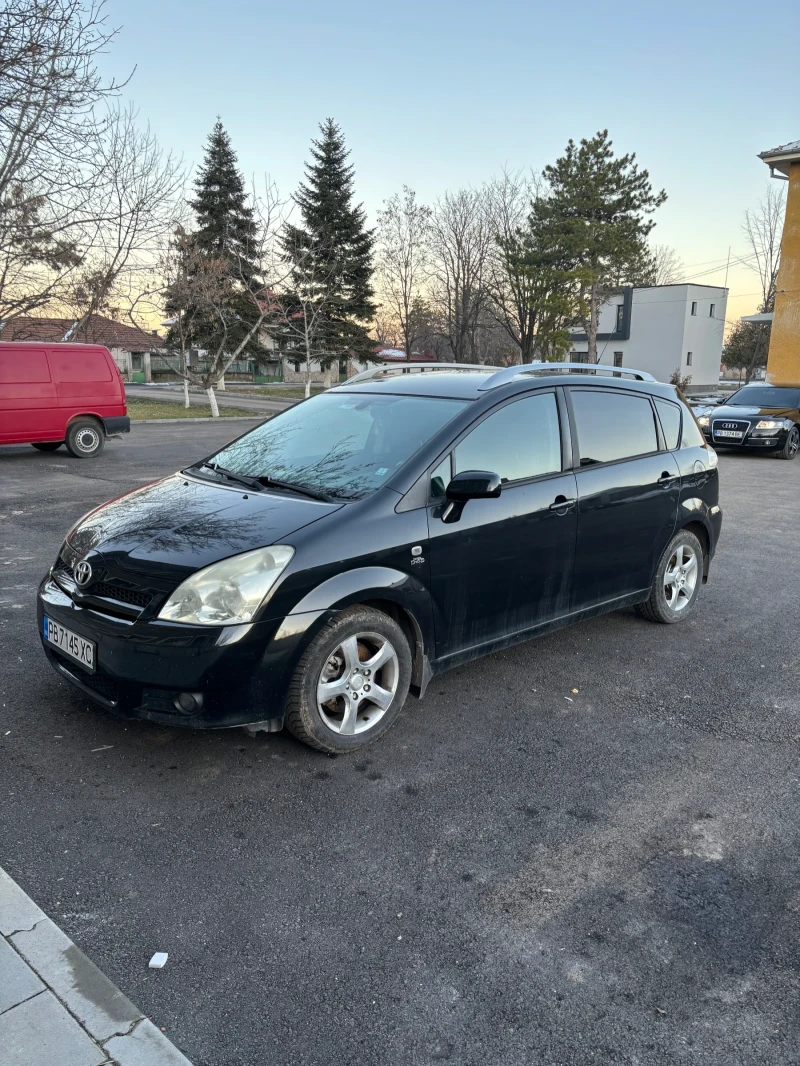 Toyota Corolla verso 2.0 116кс, снимка 1 - Автомобили и джипове - 48742459