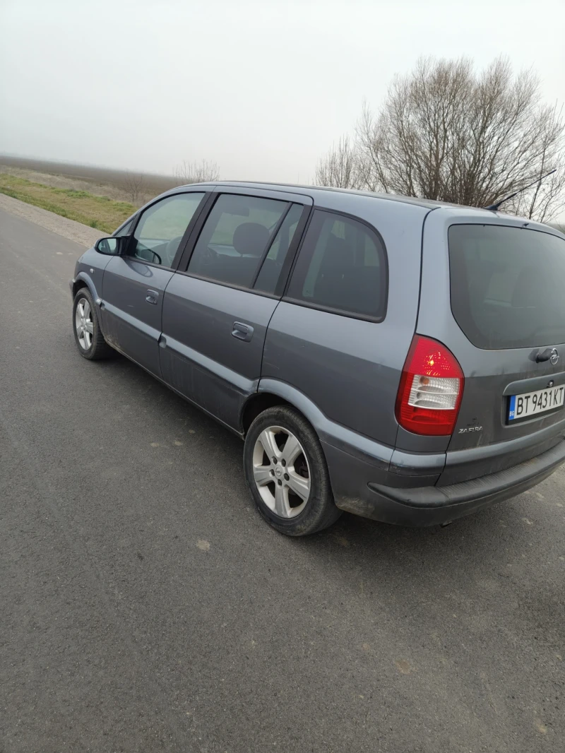 Opel Zafira, снимка 6 - Автомобили и джипове - 48968175