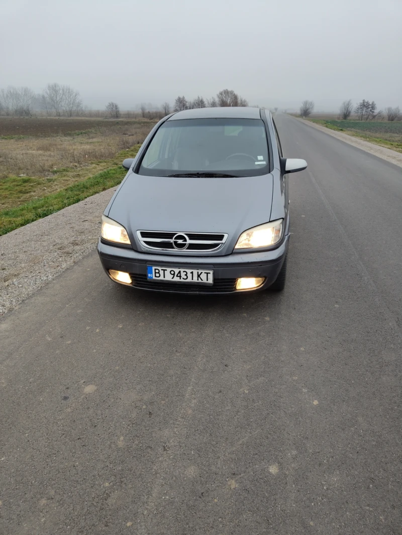 Opel Zafira, снимка 1 - Автомобили и джипове - 48968175