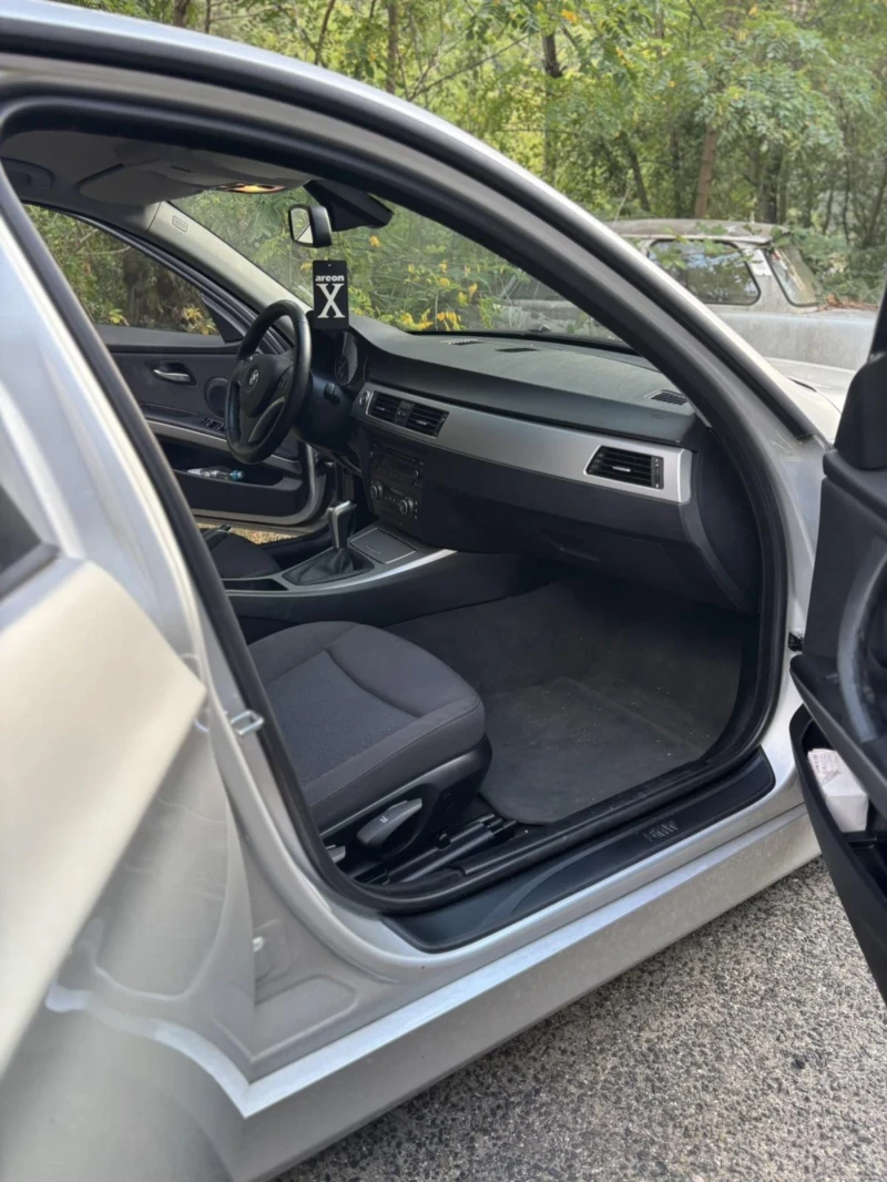 BMW 318 2L ТОП СЪСТОЯНИЕ!, снимка 8 - Автомобили и джипове - 52620387