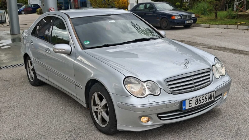 Mercedes-Benz C 220 Sport Edition Facelift, снимка 3 - Автомобили и джипове - 52551202