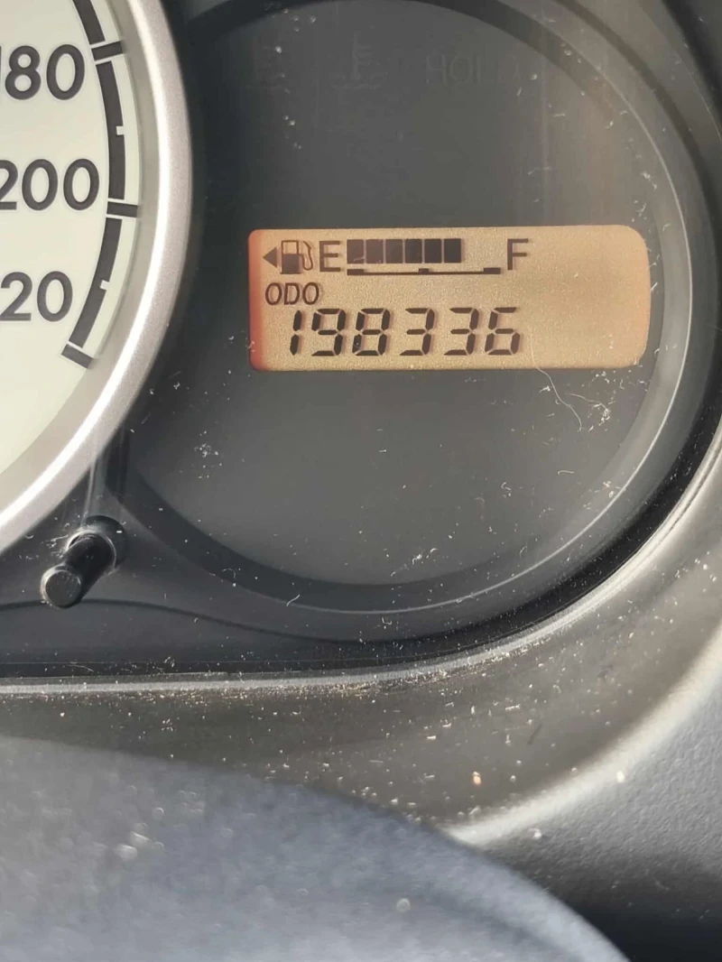 Mazda 2, снимка 8 - Автомобили и джипове - 52133195