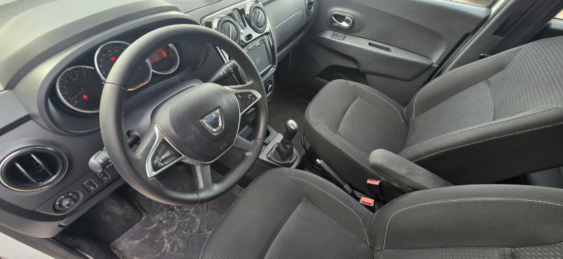 Dacia Lodgy РЕАЛНИ КИЛОМЕТРИ ! КАМЕРА ! ГАЗ ! , снимка 7 - Автомобили и джипове - 53022861